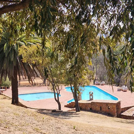 Tonquani Bush Chalet Rustenburg Exterior foto