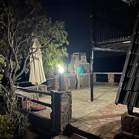 Tonquani Bush Chalet Rustenburg Exterior foto